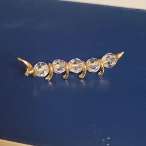 Elegant Gold and Crystal Women’s Brooch